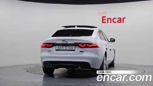 Jaguar XF (X260) 20d Portfolio AWD, 2017 4