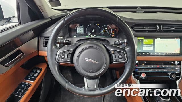 Jaguar XF (X260) 20d Portfolio AWD, 2017 13