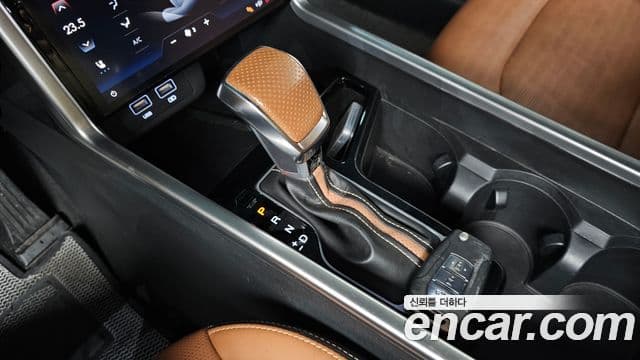 KG모빌리티(SsangYong) Torres T7, 2023 9