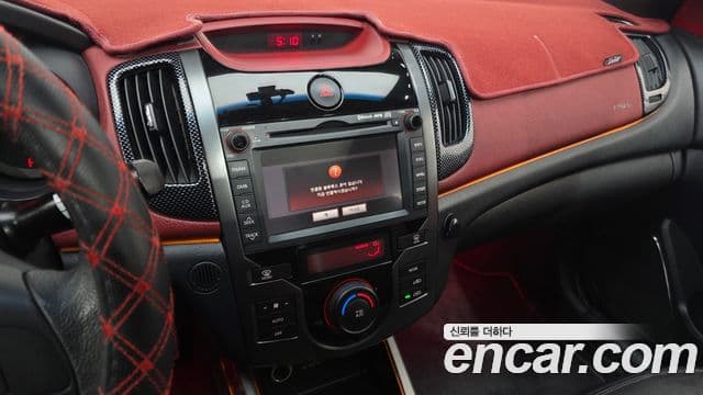 Kia Forte Black Special, 2009 15