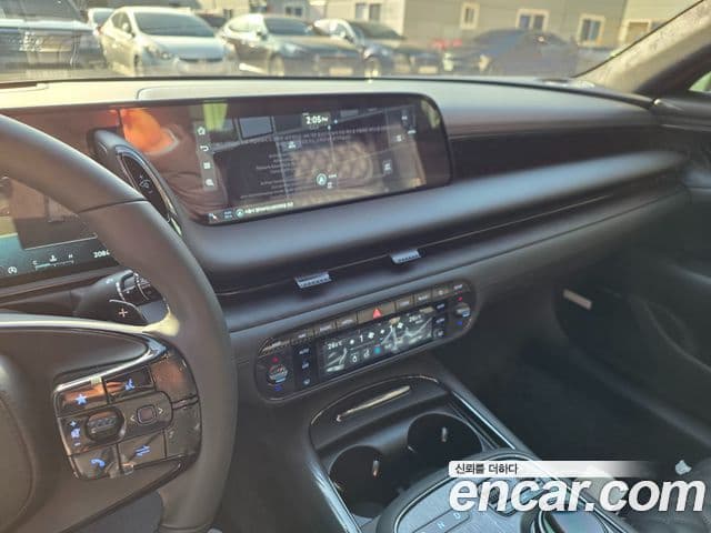 Genesis G90 (RS4) чёрный, 2026 9