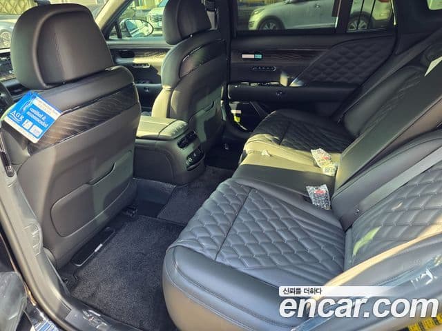 Genesis G90 (RS4) чёрный, 2026 10