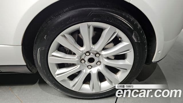 Land Rover Range Rover 4세대 4.4 SDV8 Vogue SE дизель, 2014 все фото