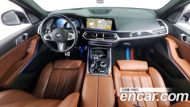 BMW X7 (G07) xDrive 30d M Sport 6인승, 2020 7