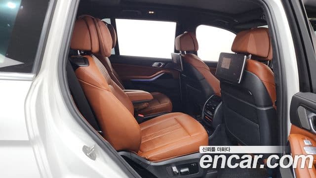 BMW X7 (G07) xDrive 30d M Sport 6인승, 2020 12