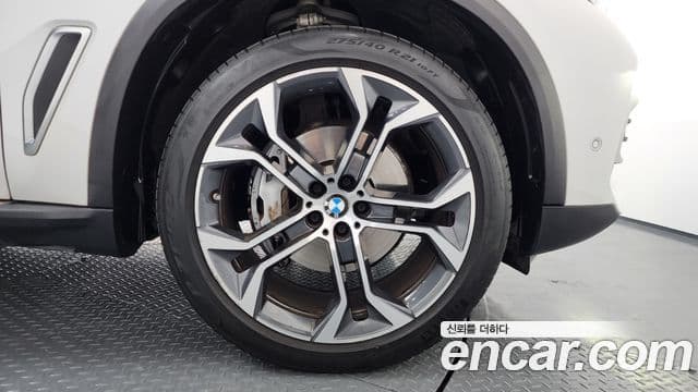 BMW X5 (G05) xDrive 30d xLine, 2022 все фото