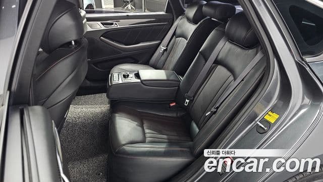 Genesis G80 Sport, 2018 12