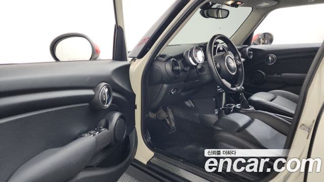 Mini Cooper D 3세대, 2017 10