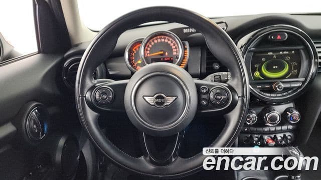 Mini Cooper D 3세대, 2017 13