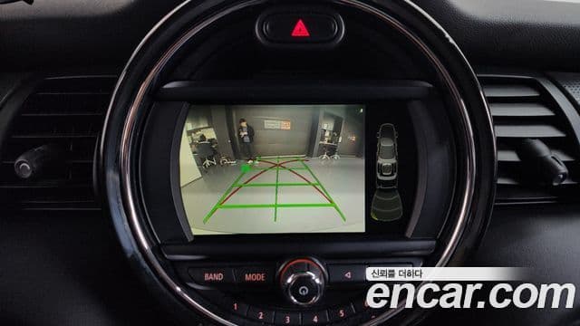 Mini Cooper D 3세대, 2017 17