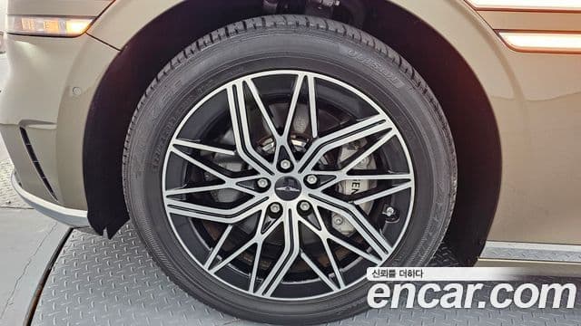 Genesis G90 (RS4) бензин 3.5 турбо 2WD, 2022 все фото