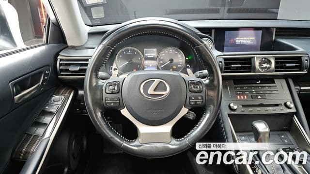 Lexus New IS300 Supreme, 2019 13