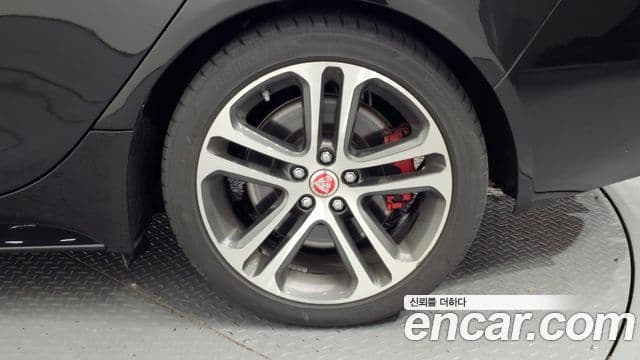 Jaguar XE 3.0 SC S, 2016 все фото