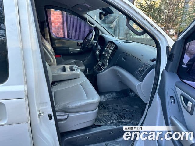 Hyundai Grand Starex CVX Deluxe, 2015 10