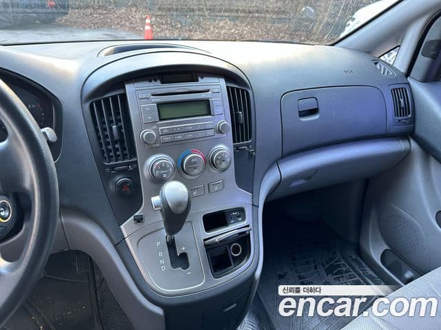 Hyundai Grand Starex CVX Deluxe, 2015 11