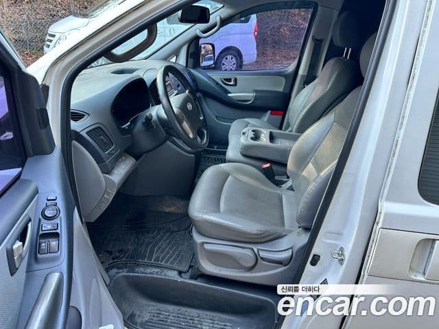 Hyundai Grand Starex CVX Deluxe, 2015 12