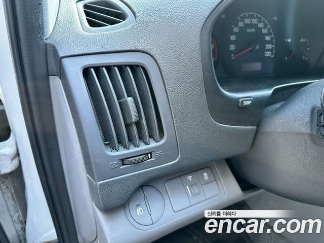 Hyundai Grand Starex CVX Deluxe, 2015 13