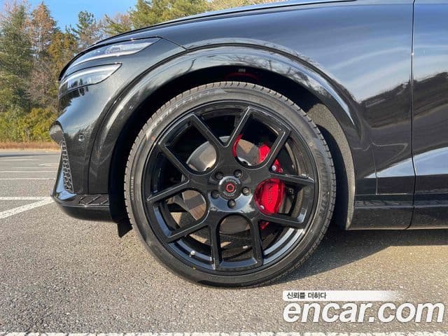 Genesis GV70, 2024 9