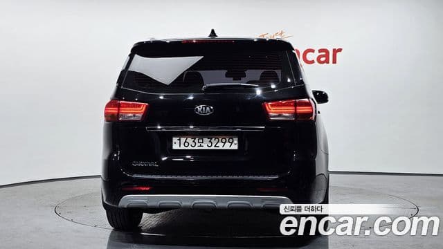 Kia All New Carnival Noblesse, 2017 4