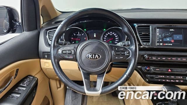 Kia All New Carnival Noblesse, 2017 13