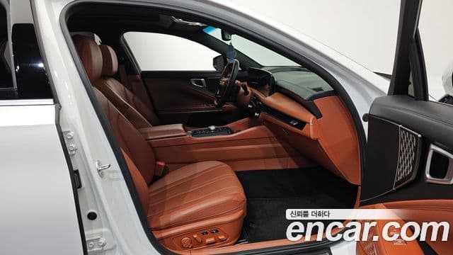 Kia The / новый New K8 Noblesse, 2025 11