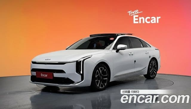 Kia The / новый New K8 Noblesse, 2025 1