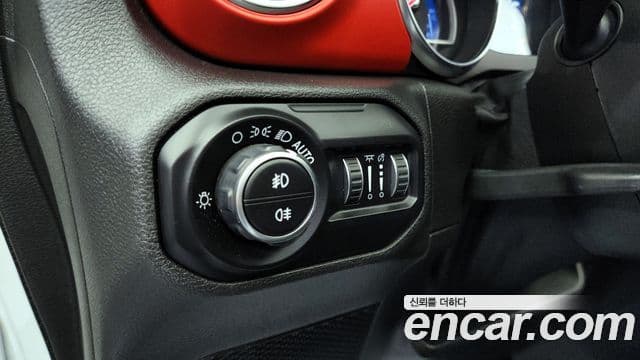 Jeep Wrangler (JL) 2.0 Rubicon Power top 4도어, 2020 19