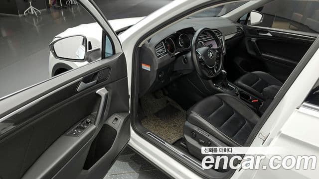 Volkswagen Tiguan 2세대 Premium, 2020 10
