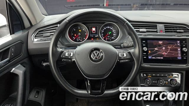 Volkswagen Tiguan 2세대 Premium, 2020 13