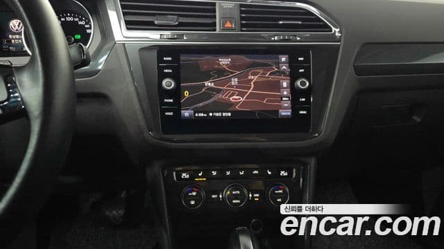 Volkswagen Tiguan 2세대 Premium, 2020 16