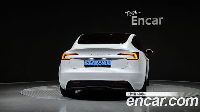 Tesla модель 3, 2024 4