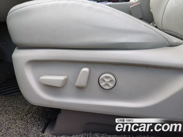 Kia All New Carnival Prestige, 2017 11