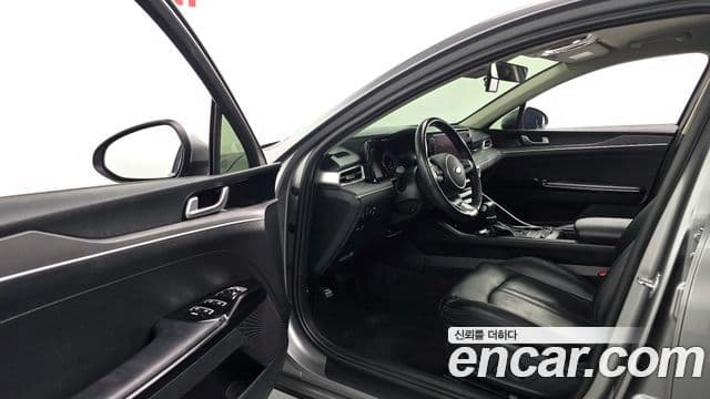 Kia K5 3세대 Trendy, 2021 11