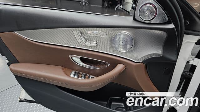 Mercedes-Benz E-класс W213 AMG Line, 2019 14