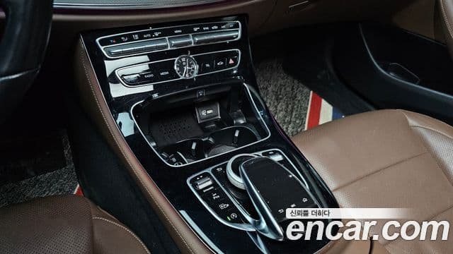 Mercedes-Benz E-класс W213 AMG Line, 2019 18