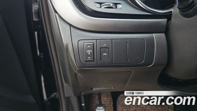 Kia K5 LPI Deluxe, 2013 14