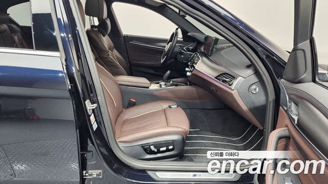 BMW 5시리즈 (G30) 523d M Sport, 2023 11