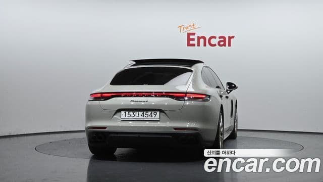 Porsche Panamera (971), 2021 4