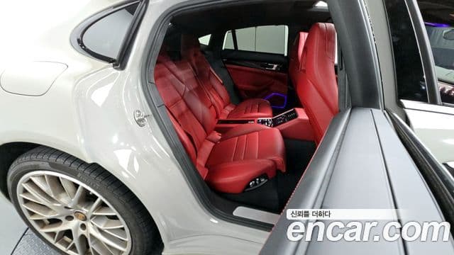 Porsche Panamera (971), 2021 12