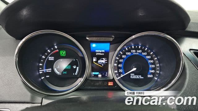 Hyundai Sonata гибрид Premier, 2012 8