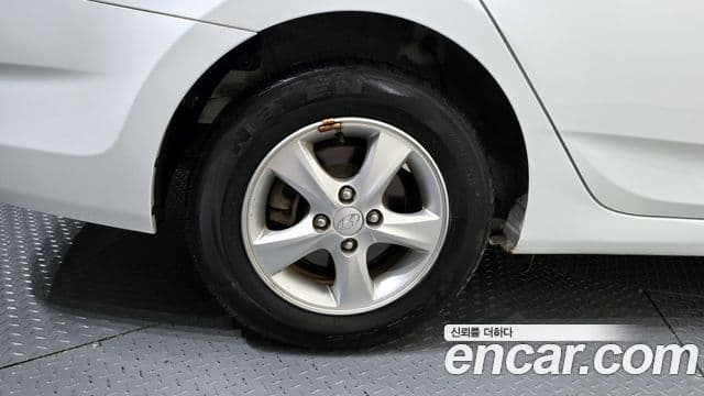 Hyundai Accent(новый кузов / новое поколение) Modern, 2015 все фото