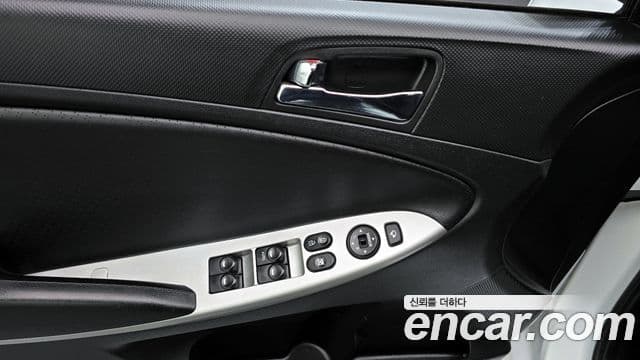 Hyundai Accent(новый кузов / новое поколение) Modern, 2015 18