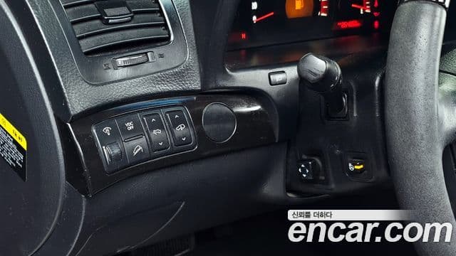 Kia Mohave 2WD KV300, 2012 16