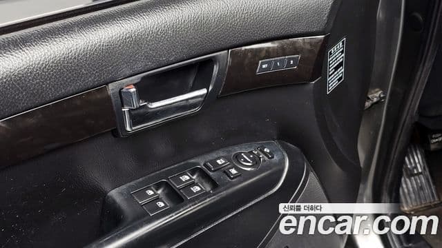 Kia Mohave 2WD KV300, 2012 18