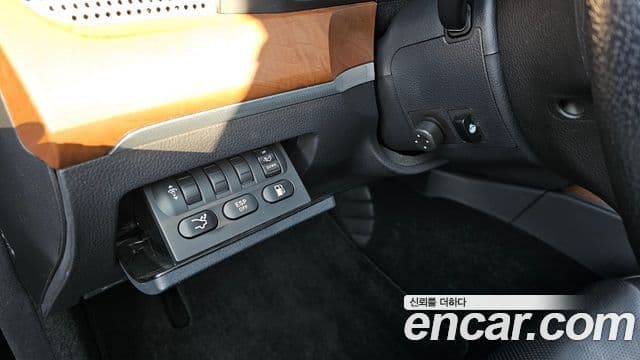 KG모빌리티(SsangYong) 뉴체어맨 W Prestige, 2016 16