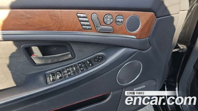 KG모빌리티(SsangYong) 뉴체어맨 W Prestige, 2016 17