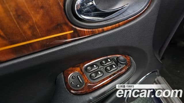 Jaguar 다임러, 2002 16