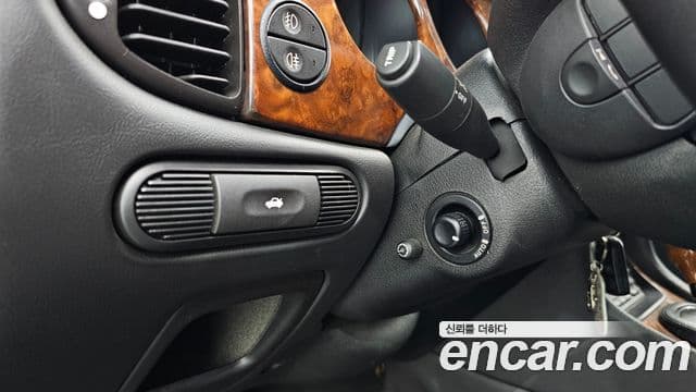 Jaguar 다임러, 2002 17