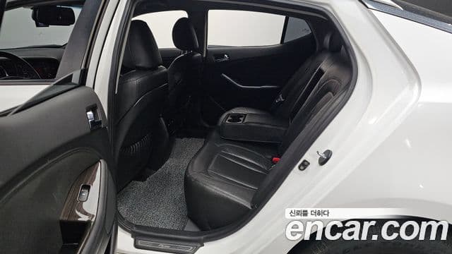 Kia K5 Prestige, 2011 11