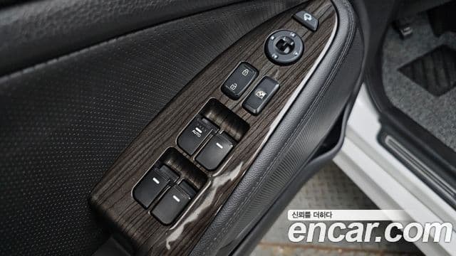 Kia K5 Prestige, 2011 13